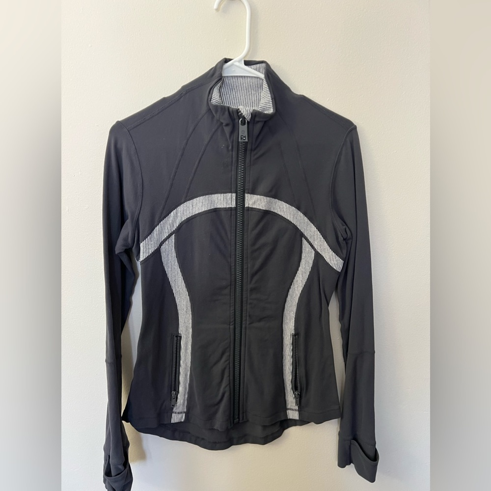 Lululemon Gray w/ whites stripes jacket size 8